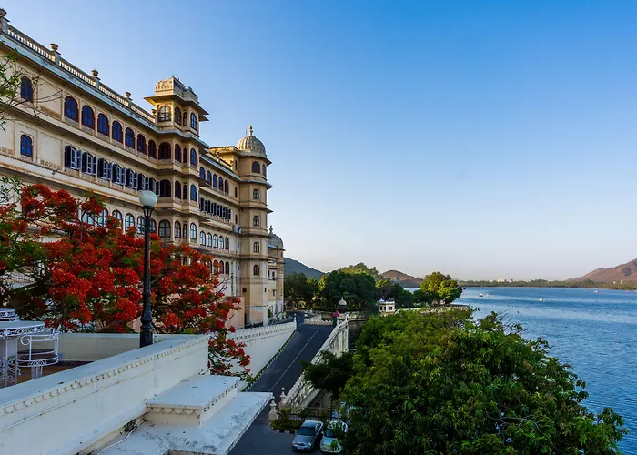Taj Fateh Prakash Palace Udaipur